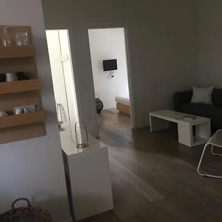 Mare Centro Апартаменти *